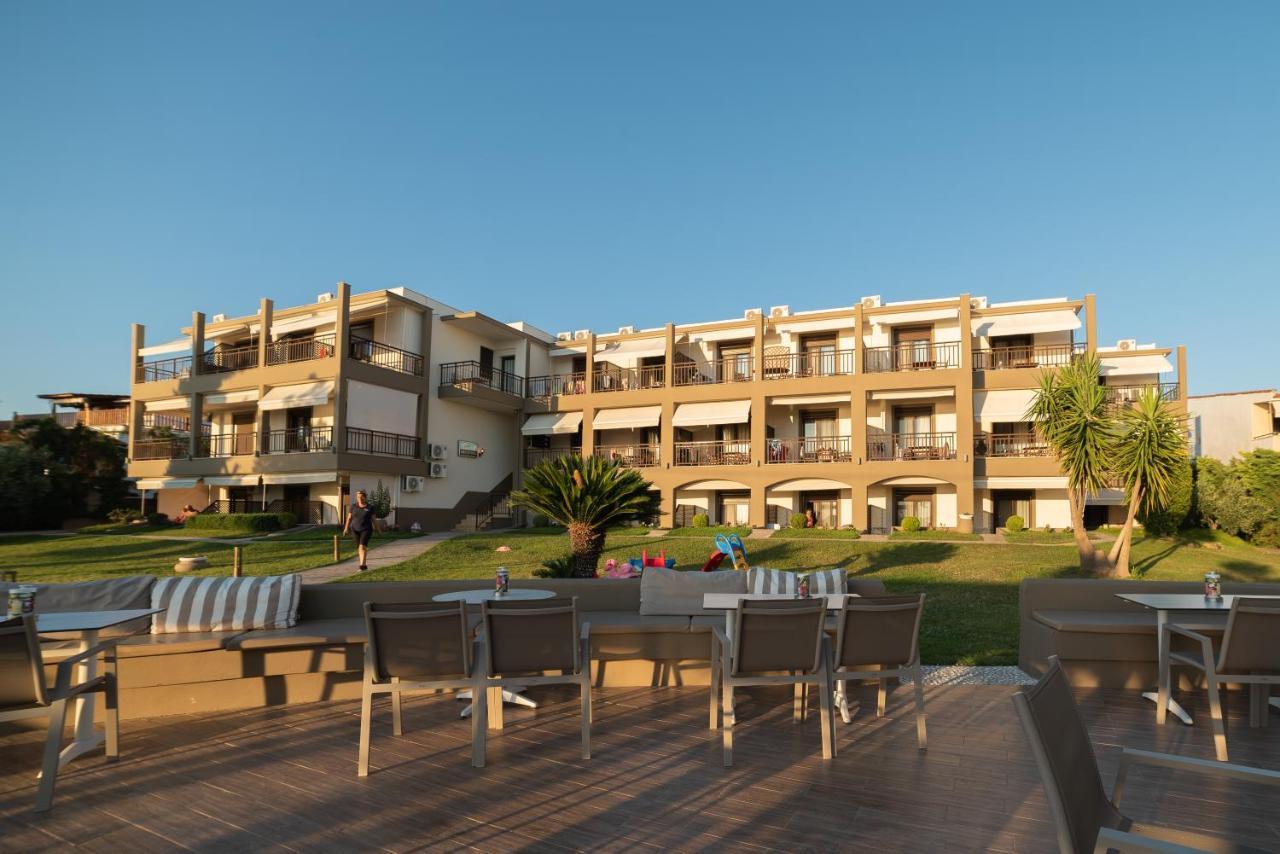 نيوس مارماراس Hotel Areti المظهر الخارجي الصورة