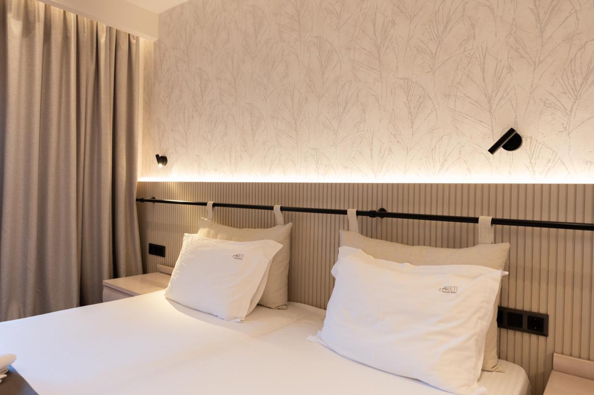 نيوس مارماراس Hotel Areti الغرفة الصورة