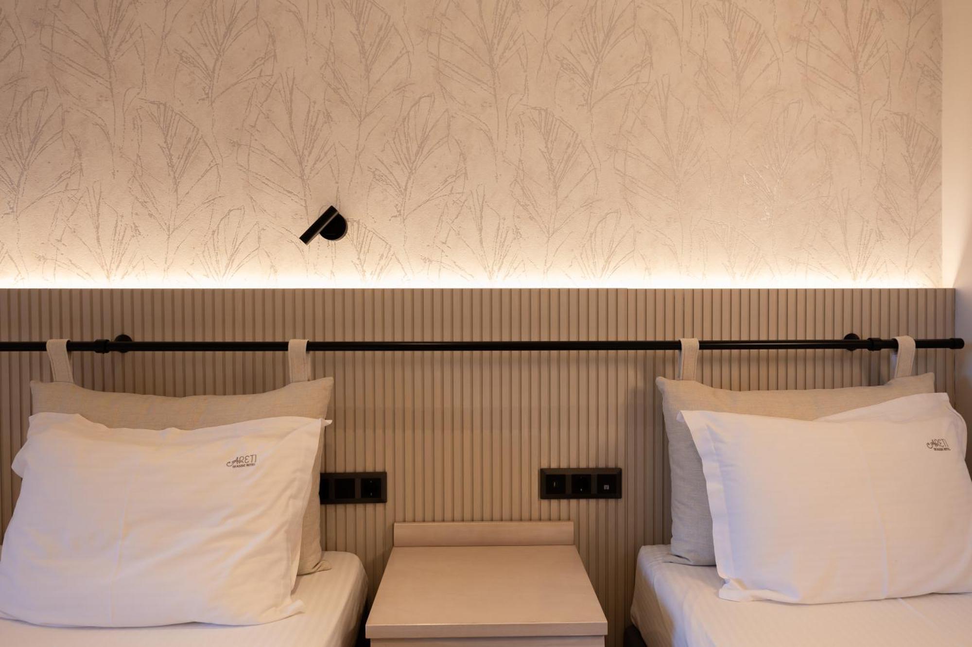 نيوس مارماراس Hotel Areti الغرفة الصورة