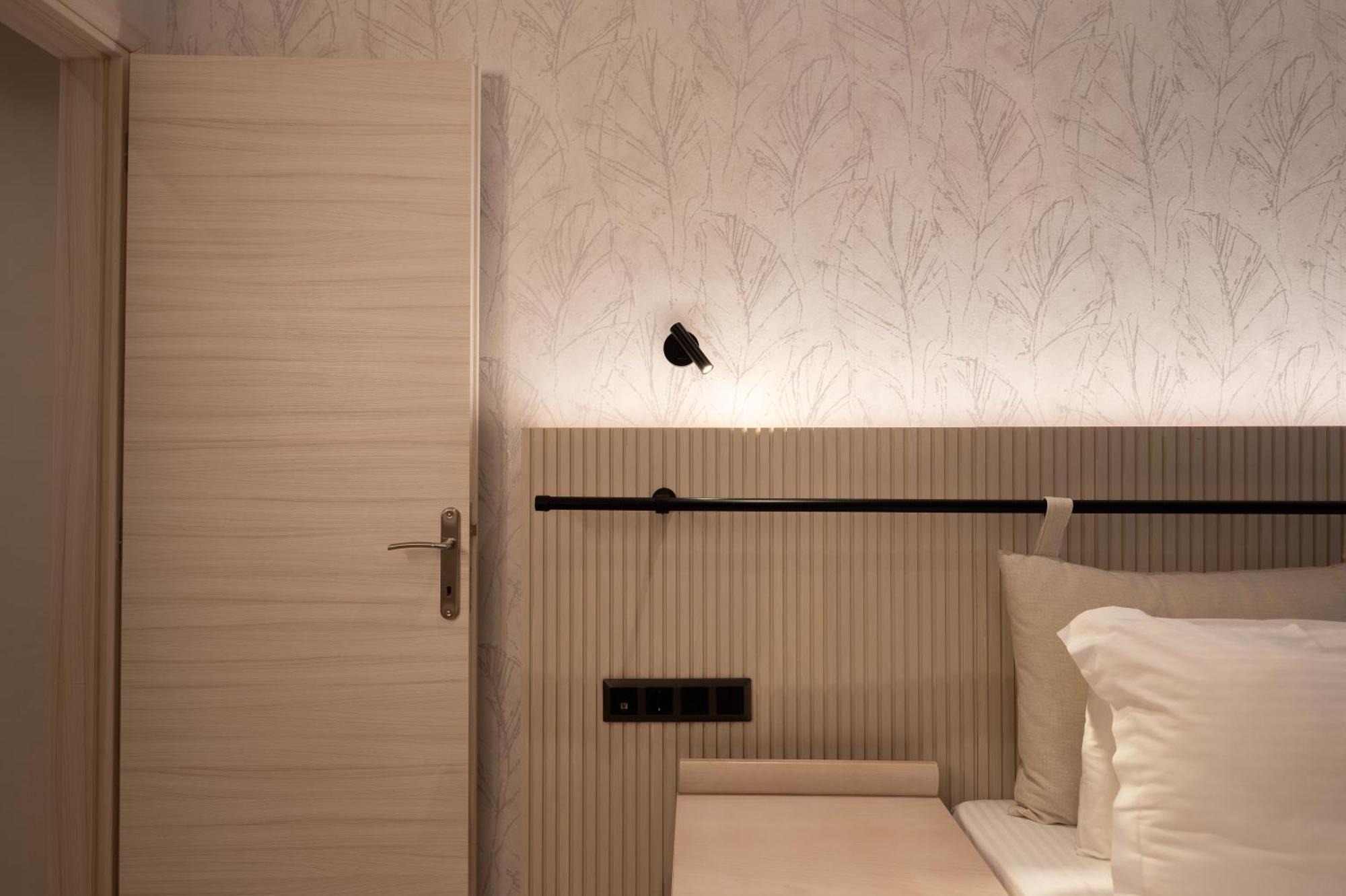 نيوس مارماراس Hotel Areti الغرفة الصورة