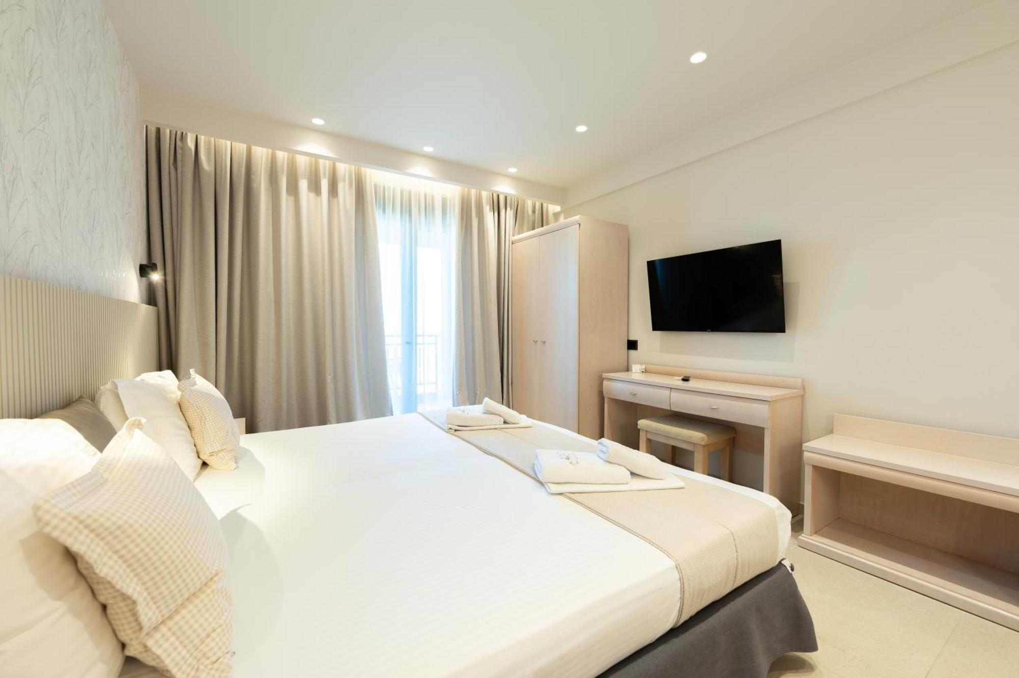 نيوس مارماراس Hotel Areti المظهر الخارجي الصورة