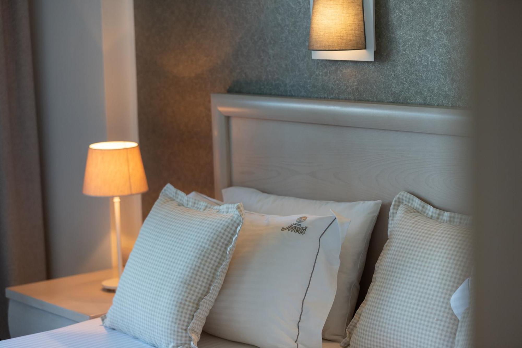 نيوس مارماراس Hotel Areti المظهر الخارجي الصورة