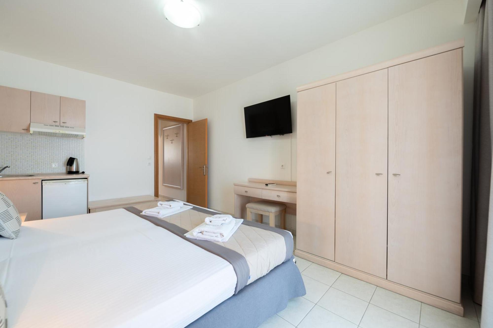 نيوس مارماراس Hotel Areti المظهر الخارجي الصورة