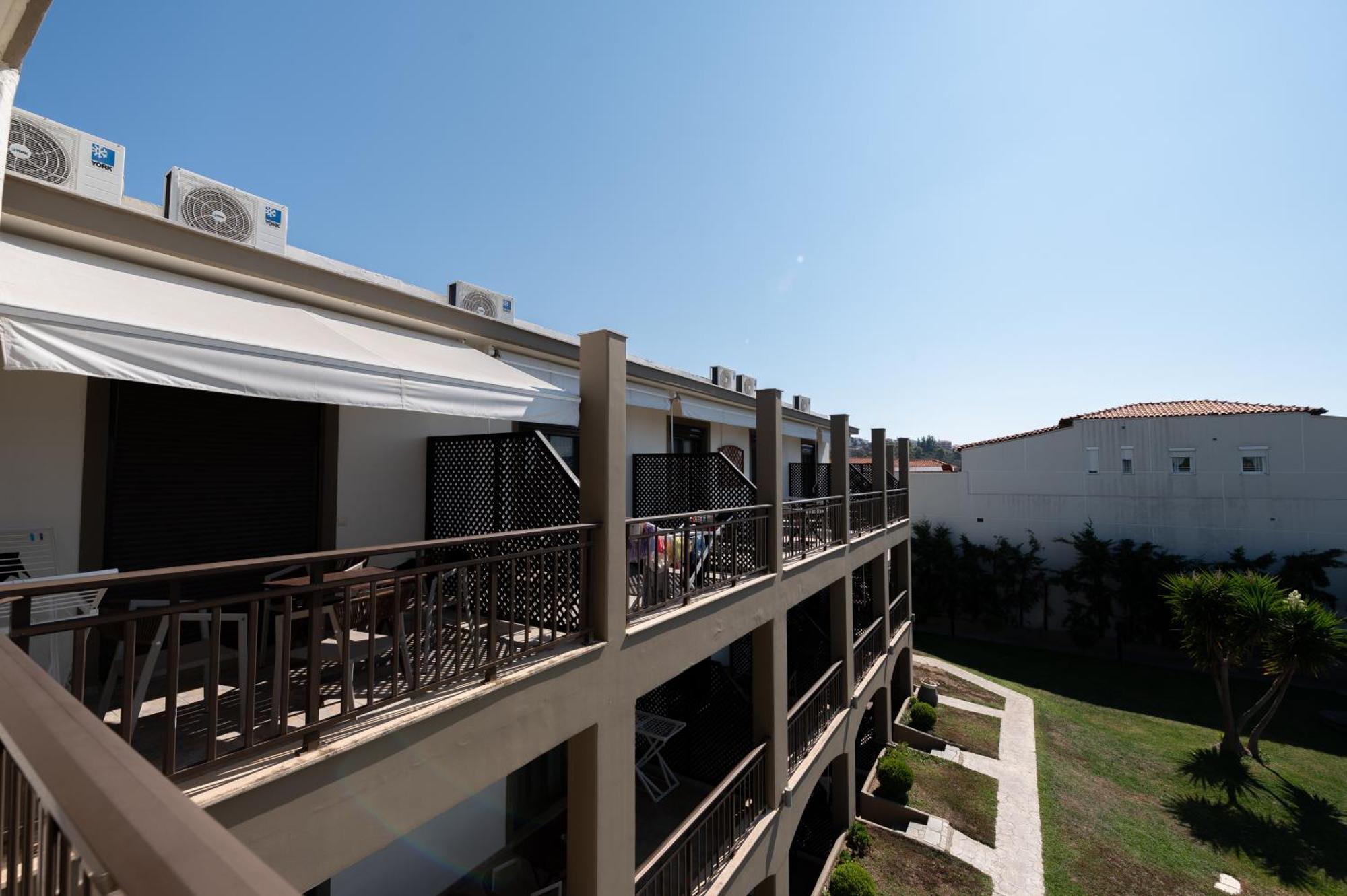 نيوس مارماراس Hotel Areti المظهر الخارجي الصورة